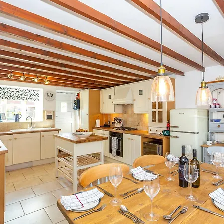 Box Tree * Pickering