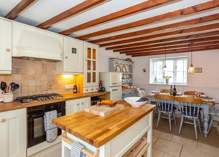 Box Tree * Pickering